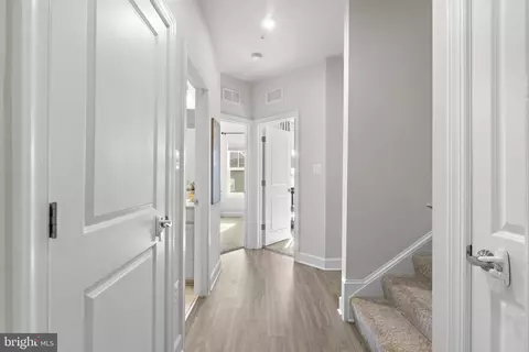 8357 Meadowood Dr, Hanover, MD 21076 photo 34