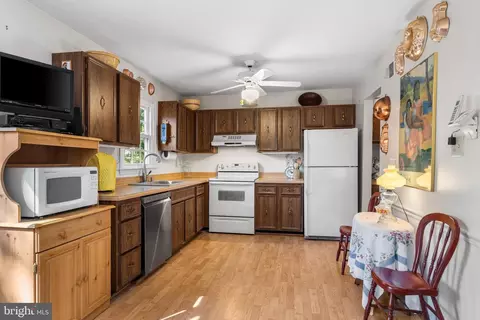 2110 Sandy Ct, Crofton, MD 21114 photo 11