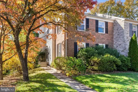 2110 Sandy Ct, Crofton, MD 21114