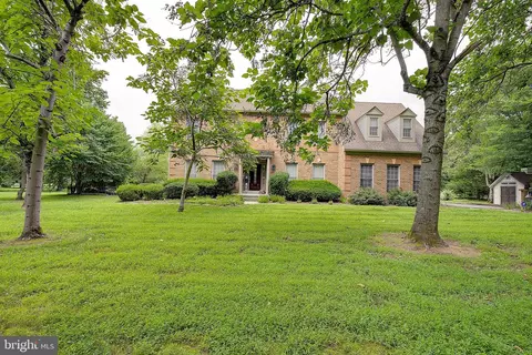 3154 Gosheff Ln, Gambrills, MD 21054