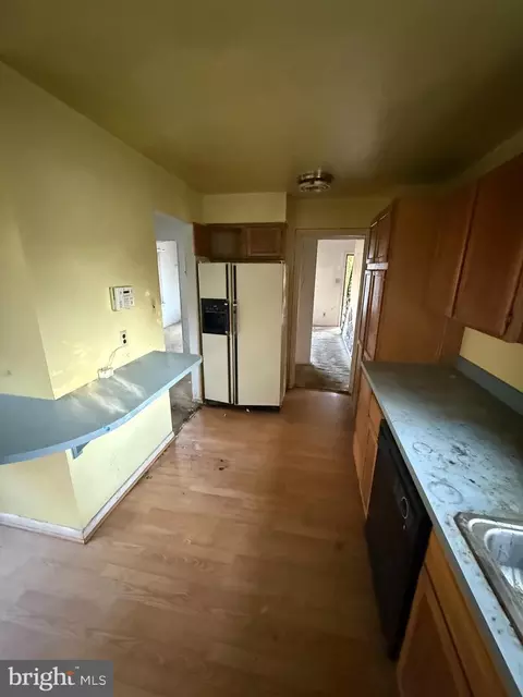 Entry Way - 2017 Forest Dr, Annapolis, MD 21401 photo 2 of 10