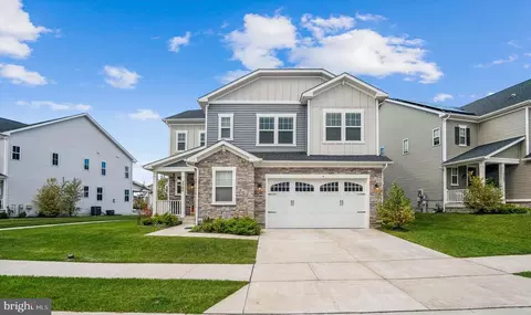 2704 Grasshopper Dr, Odenton, MD 21113