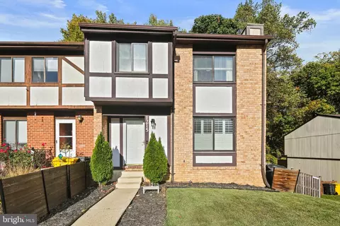 1215 Driftwood Ct, Arnold, MD 21012