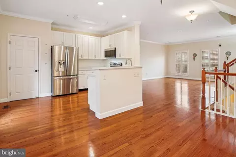Living - 3232 Escapade Cir, Riva, MD 21140 photo 3 of 5