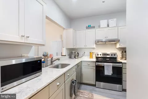 606 Moonglow Rd #103, Odenton, MD 21113