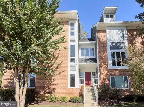 599 Oakland Hills Dr #1A, Arnold, MD 21012