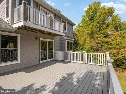 Exterior - 5108 Mountain Rd, Pasadena, MD 21122 photo 4 of 11