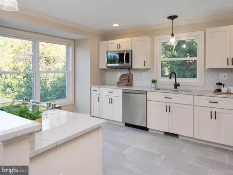 Kitchen - 5108 Mountain Rd, Pasadena, MD 21122 photo 1 of 5