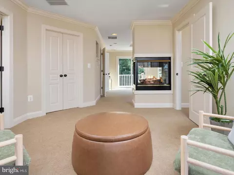 Entry Way - 5108 Mountain Rd, Pasadena, MD 21122 photo 1 of 3