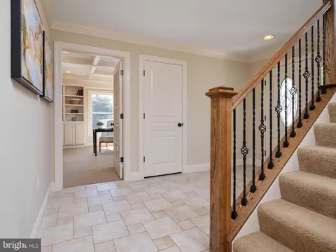 Entry Way - 5108 Mountain Rd, Pasadena, MD 21122 photo 2 of 3
