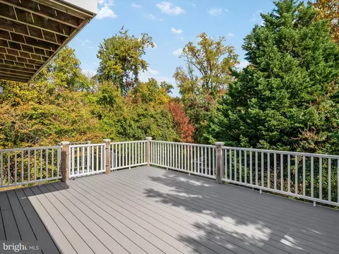 Exterior - 5108 Mountain Rd, Pasadena, MD 21122 photo 3 of 11