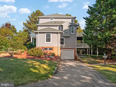 Exterior - 5108 Mountain Rd, Pasadena, MD 21122 photo 8 of 11
