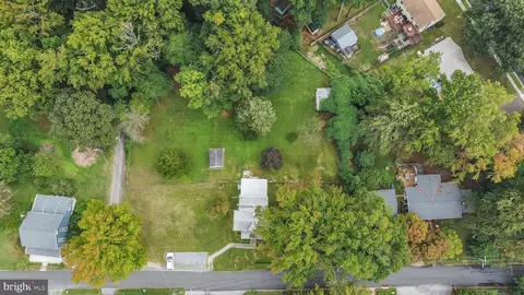 774 Dividing Creek Rd, Arnold, MD 21012