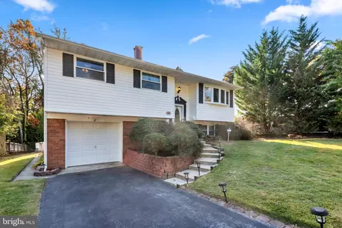 103 Janelin Dr, Glen Burnie, MD 21061