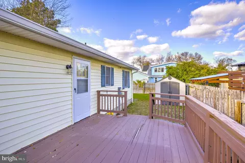Exterior - 1208 Oak Ave, Shady Side, MD 20764 photo 2 of 5