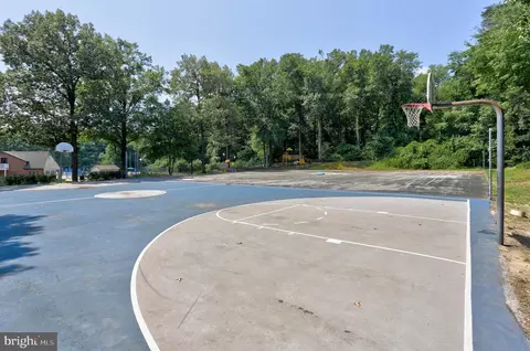 Exterior - 8131 Tower Bridge Dr, Pasadena, MD 21122 photo 12 of 14
