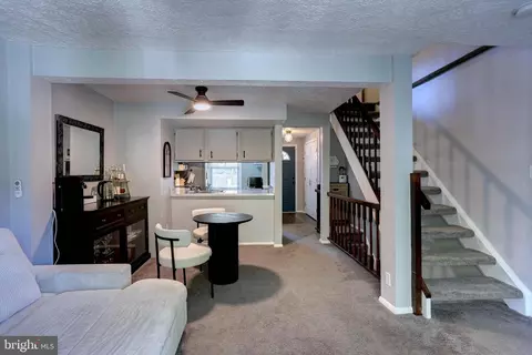 Entry Way - 8131 Tower Bridge Dr, Pasadena, MD 21122 photo 6 of 6
