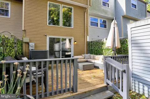 Exterior - 8131 Tower Bridge Dr, Pasadena, MD 21122 photo 8 of 14