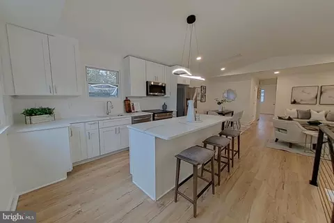 Kitchen - 1708 Millstone Dr, Edgewater, MD 21037 photo 2 of 2
