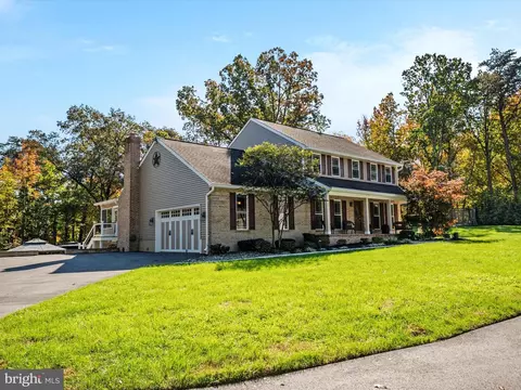 Exterior - 7677 Bush Ave, Pasadena, MD 21122 photo 2 of 13