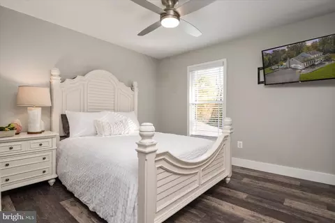 Bedroom - 7677 Bush Ave, Pasadena, MD 21122 photo 4 of 5