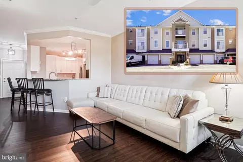 411 Hamlet Club Dr #304, Edgewater, MD 21037