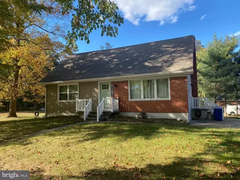 1904 North Ave, Pasadena, MD 21122