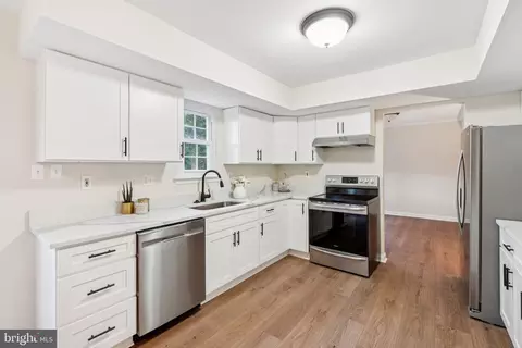 Kitchen - 5945 Deale Beach Rd, Deale, MD 20751 photo 1 of 1