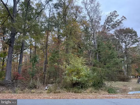 5162 Cedarlea Dr, West River, MD 20778 photo 4