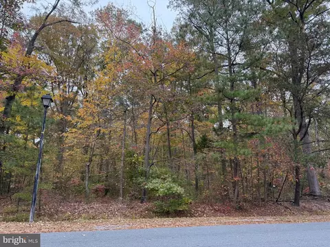 5162 Cedarlea Dr, West River, MD 20778 photo 3