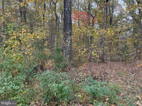 5162 Cedarlea Dr, West River, MD 20778 photo 2