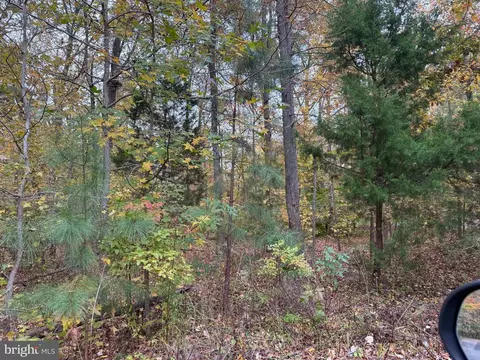 5162 Cedarlea Dr, West River, MD 20778 photo 5