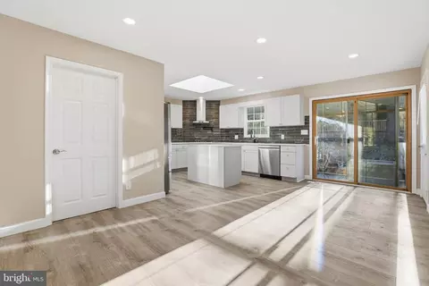 19 Roe Ln, Arnold, MD 21012 photo 10