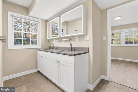 19 Roe Ln, Arnold, MD 21012 photo 18