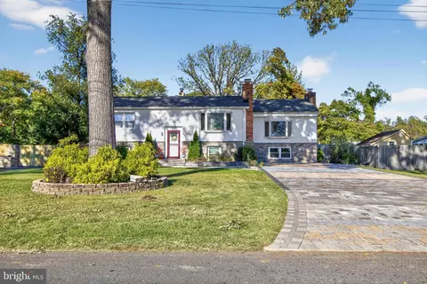 1022 Bell Ave, Glen Burnie, MD 21060