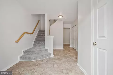 7929 Canter Ct, Severn, MD 21144 photo 5