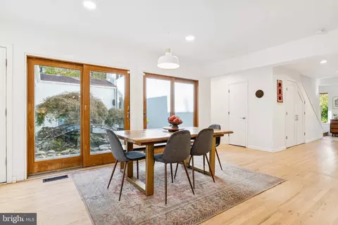 Dining - 184 Old Bight Ct, Edgewater, MD 21037 photo 2 of 3