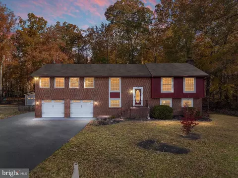 Exterior - 732 Masons Beach Rd, Deale, MD 20751 photo 2 of 17