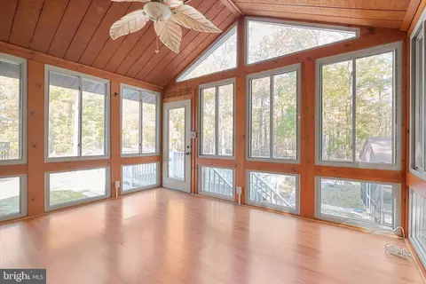 Exterior - 732 Masons Beach Rd, Deale, MD 20751 photo 6 of 17