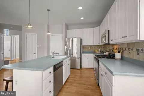 Kitchen - 122 Farmbrook Ln, Hanover, MD 21076 photo 4 of 4