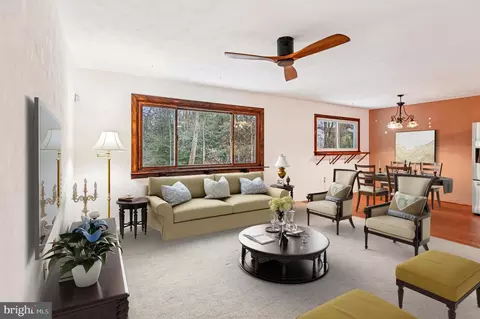 8253 Rupert Rd S, Millersville, MD 21108