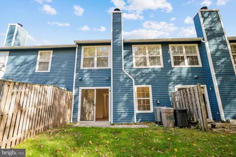 Exterior - 986 Breakwater Dr, Annapolis, MD 21403 photo 2 of 5
