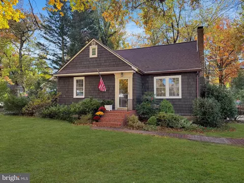 306 John Ave, Linthicum Heights, MD 21090