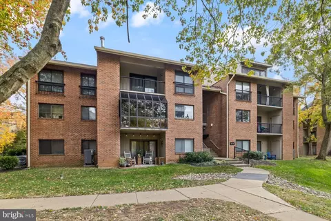 304 G Hilltop Ln, Annapolis, MD 21403