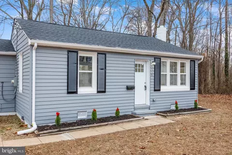 8119 Elizabeth Rd, Pasadena, MD 21122 photo 5