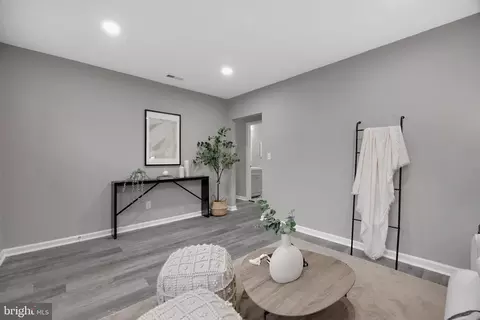8119 Elizabeth Rd, Pasadena, MD 21122 photo 10