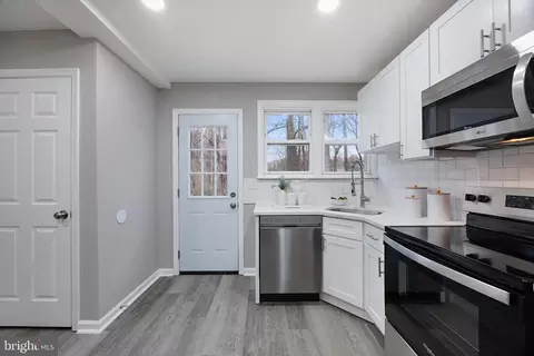 8119 Elizabeth Rd, Pasadena, MD 21122 photo 14