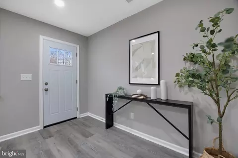 8119 Elizabeth Rd, Pasadena, MD 21122 photo 6