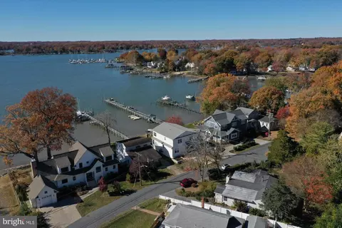 View/Area - 4992 Lerch Dr, Shady Side, MD 20764 photo 10 of 15