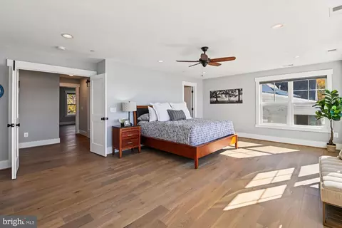 Bedroom - 4992 Lerch Dr, Shady Side, MD 20764 photo 3 of 5